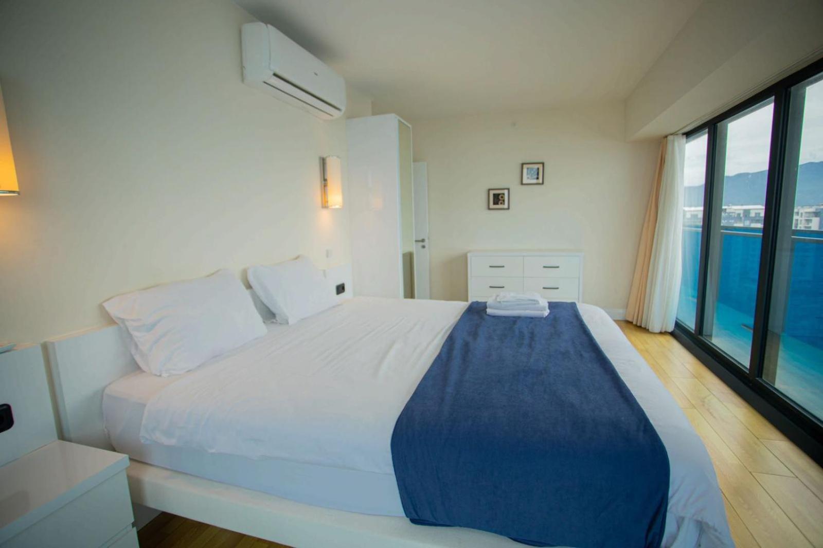 Suites Orbi City Aparthotel Batumi Exterior photo